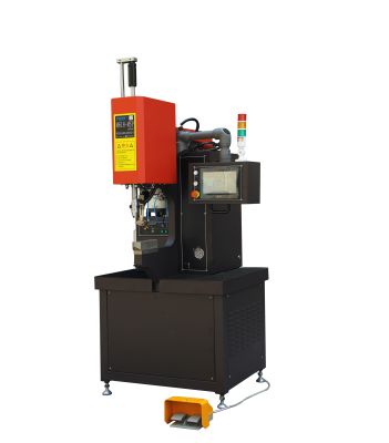 自動壓鉚機M618-MSP