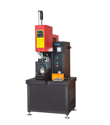 自動壓鉚機M618-NC（單泵）