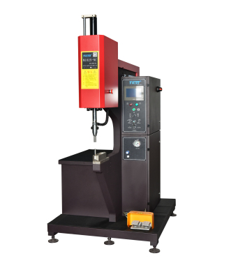 自動壓鉚機M1025-NC